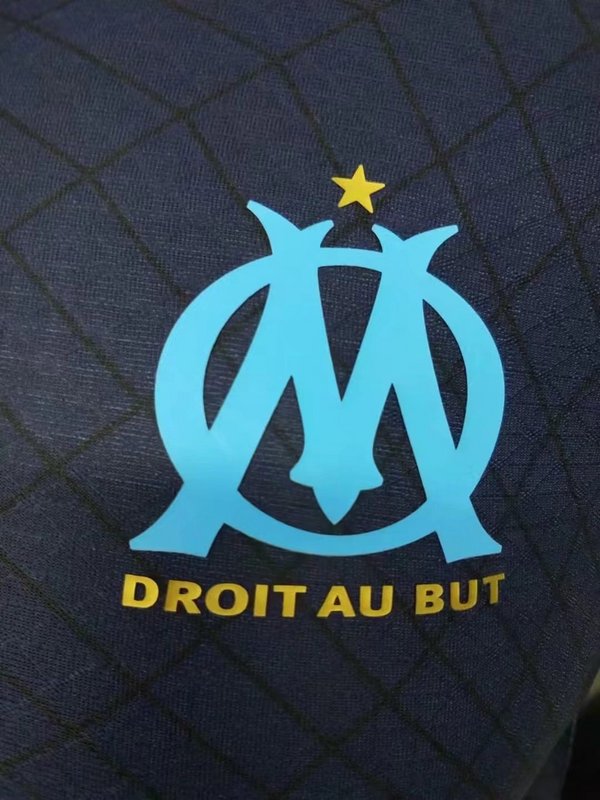 22-23 Marseille away